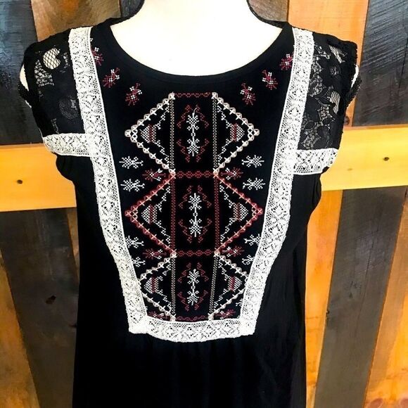 XHILARATION sleeveless embroidered front dress - Picture 2 of 6